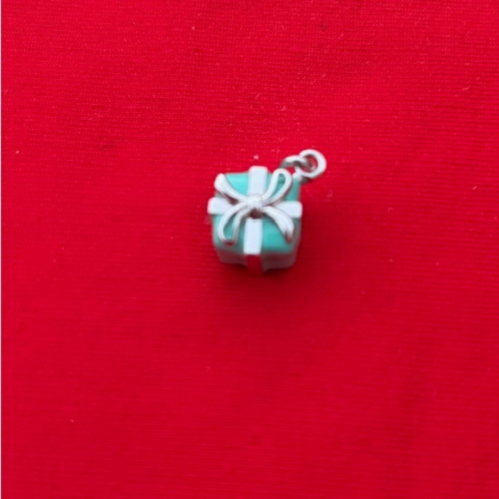 Tiffany & Co. 925 Silver Blue Enamel Gift Charm - Picture 4 of 6